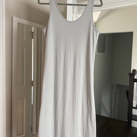 Bumpsuit Maxi Dress - Picture 3 of 3